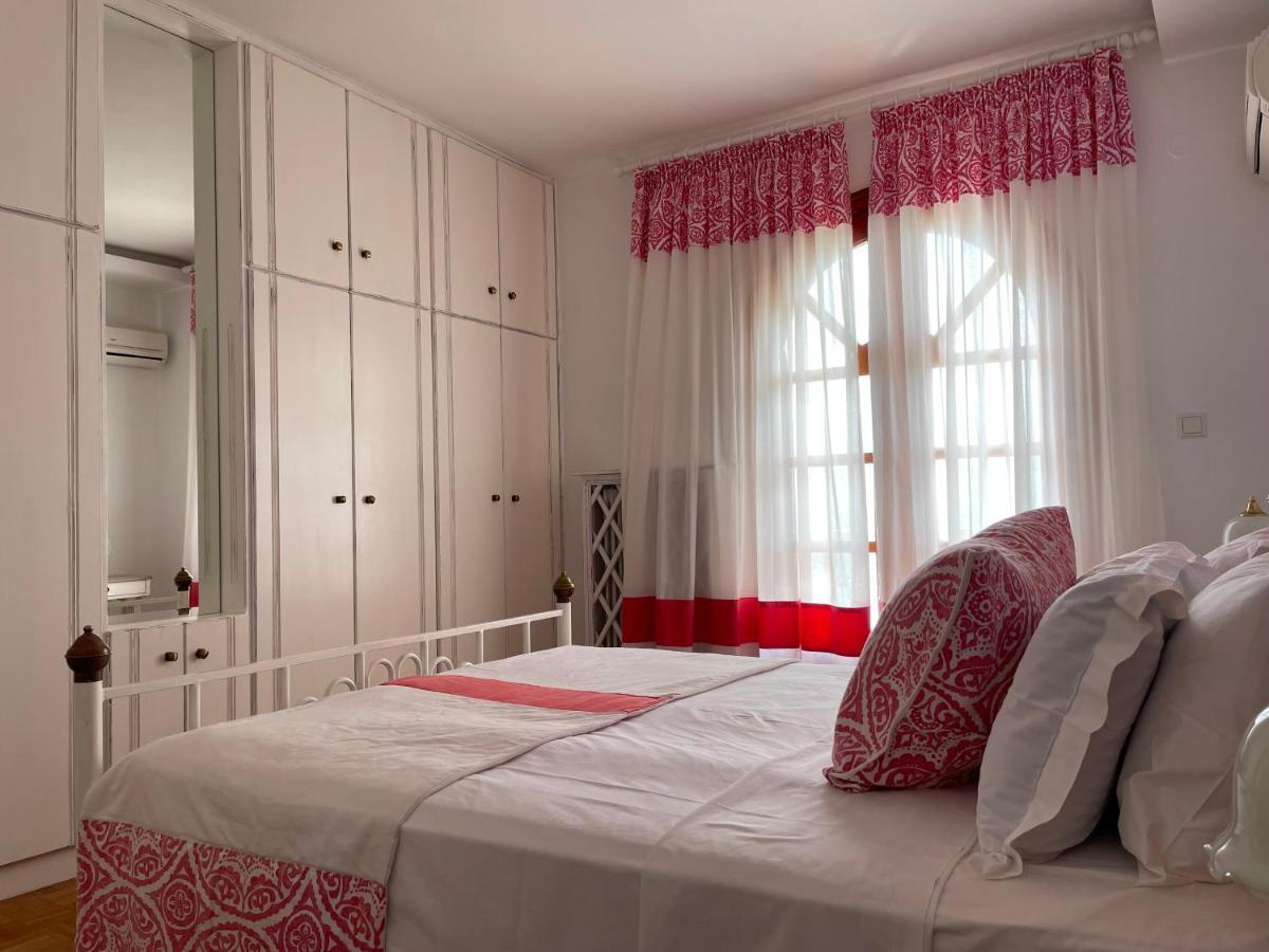 סקאלה סוטירוס Byblos Mare-The Exclusive Beach Front Villa מראה חיצוני תמונה